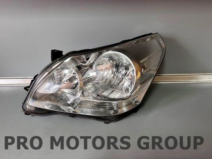 Фар Ляв Toyota Verso 2009-2013 *със забележка