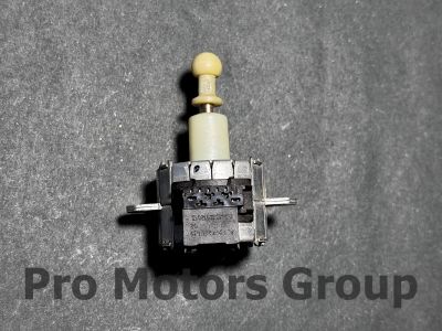 OEM Моторче за регулиране на фарове BMW Mercedes / 1307220039