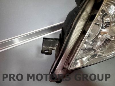 Фар Десен Toyota Land Cruiser FJ120 2003-2009 *със забележка