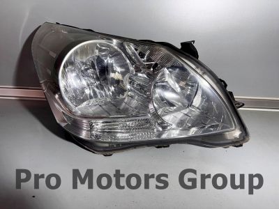 Фар ДесенToyota Verso 2009-2013 *със забележка